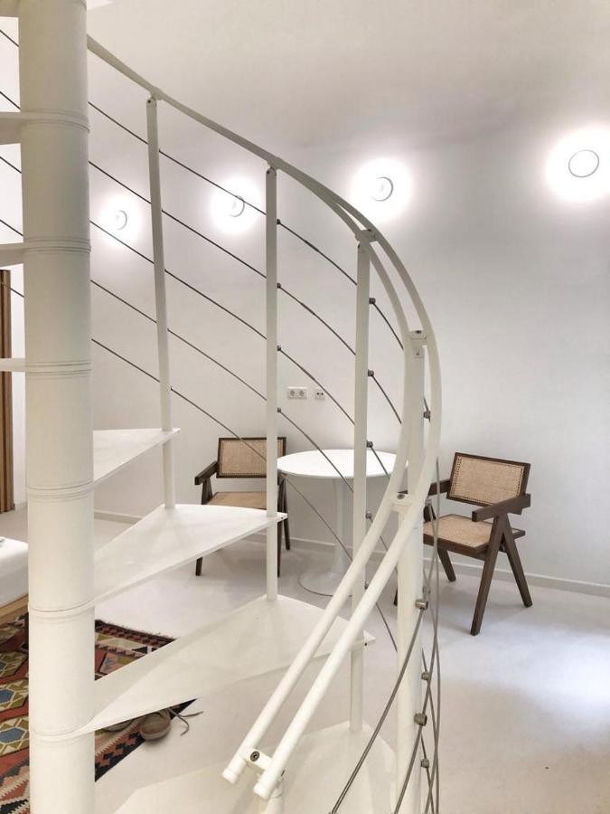 Grosszuegiges Apartment Mit Lounge Naehe Naschmarkt Відень Екстер'єр фото